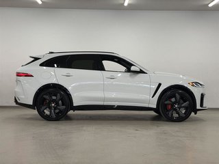 Jaguar F-PACE P550 AWD SVR 2022