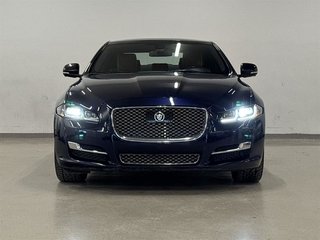 2017 Jaguar XJ 3.0L V6 AWD Portfolio