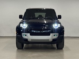 2023  Defender 110 P300 S
