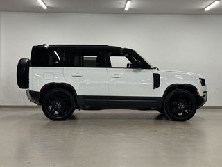 2023  Defender 110 P300 S