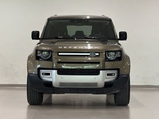 2025  Defender 110 P300 S