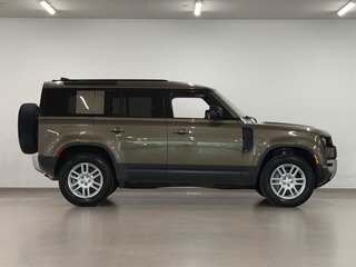 2025  Defender 110 P300 S