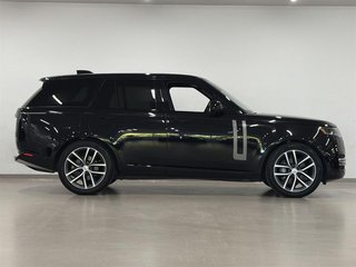 2024  New Range Rover P400 SE SWB