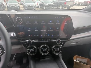 Chevrolet Blazer EV  2026 à Saint-Eustache, Québec - 12 - w320h240px