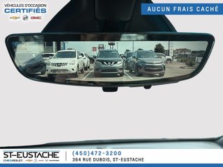 2020 Chevrolet Bolt EV in Saint-Eustache, Quebec - 12 - w320h240px