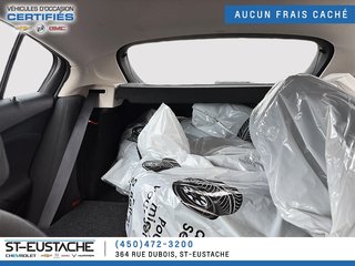 Chevrolet Cruze  2017 à Saint-Eustache, Québec - 13 - w320h240px