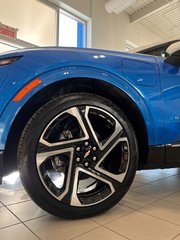 Chevrolet Equinox EV  2025 à Saint-Eustache, Québec - 5 - w320h240px