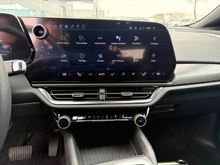 Chevrolet Equinox EV  2026 à Saint-Eustache, Québec - 11 - w320h240px