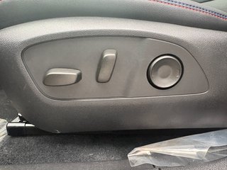 2026 Chevrolet Equinox EV in Saint-Eustache, Quebec - 12 - w320h240px