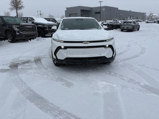 2026 Chevrolet Equinox EV in Saint-Eustache, Quebec - 2 - w320h240px