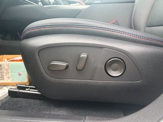 Chevrolet EQUINOX EV RS FWD (2RS)  2026 à Saint-Eustache, Québec - 12 - w320h240px