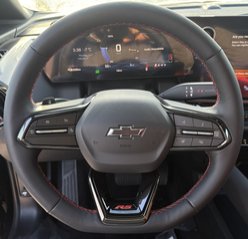 2026 Chevrolet Equinox EV in Saint-Eustache, Quebec - 5 - w320h240px