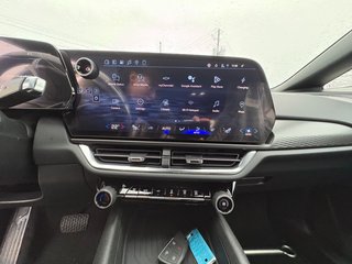 2026 Chevrolet Equinox EV in Saint-Eustache, Quebec - 11 - w320h240px