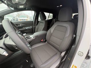 Chevrolet Equinox EV  2026 à Saint-Eustache, Québec - 13 - w320h240px