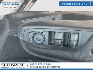 2023 Chevrolet Equinox in Saint-Eustache, Quebec - 7 - w320h240px