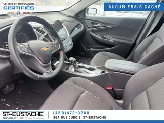 Chevrolet Malibu  2023 à Saint-Eustache, Québec - 12 - w320h240px