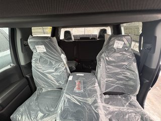 Chevrolet Silverado 1500  2026 à Saint-Eustache, Québec - 13 - w320h240px