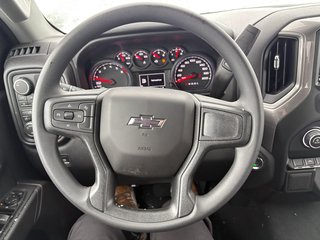 Chevrolet Silverado 1500  2026 à Saint-Eustache, Québec - 8 - w320h240px