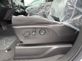 2026 Chevrolet Silverado 1500 in Saint-Eustache, Quebec - 13 - w320h240px