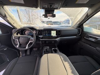 Chevrolet Silverado 1500  2026 à Saint-Eustache, Québec - 16 - w320h240px