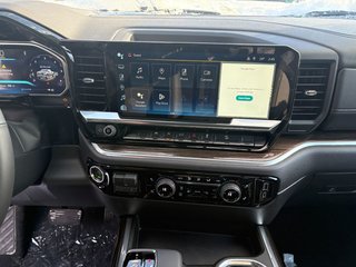 Chevrolet Silverado 1500  2026 à Saint-Eustache, Québec - 11 - w320h240px