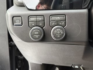 Chevrolet Silverado 1500  2026 à Saint-Eustache, Québec - 13 - w320h240px