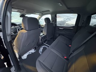 Chevrolet Silverado 1500  2026 à Saint-Eustache, Québec - 16 - w320h240px