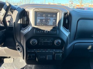 Chevrolet Silverado 1500  2026 à Saint-Eustache, Québec - 11 - w320h240px