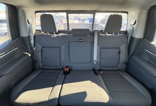 2026 Chevrolet Silverado 1500 in Saint-Eustache, Quebec - 16 - w320h240px