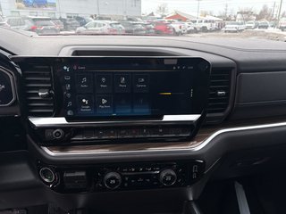 2026 Chevrolet Silverado 1500 in Saint-Eustache, Quebec - 11 - w320h240px