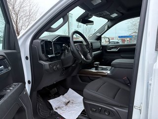 Chevrolet Silverado 1500  2026 à Saint-Eustache, Québec - 16 - w320h240px