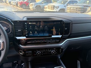 2026 Chevrolet Silverado 1500 in Saint-Eustache, Quebec - 9 - w320h240px