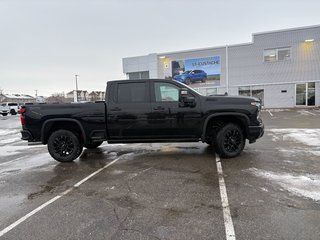 Chevrolet Silverado 2500 HD  2026 à Saint-Eustache, Québec - 4 - w320h240px