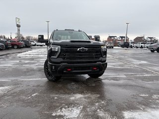 Chevrolet Silverado 2500 HD  2026 à Saint-Eustache, Québec - 2 - w320h240px