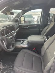 Chevrolet Silverado 2500 HD  2026 à Saint-Eustache, Québec - 7 - w320h240px