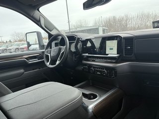 Chevrolet Silverado 2500 HD  2026 à Saint-Eustache, Québec - 16 - w320h240px