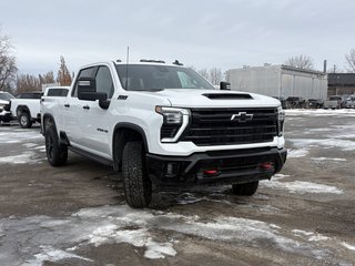 Chevrolet Silverado 2500 HD  2026 à Saint-Eustache, Québec - 2 - w320h240px