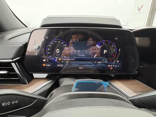 Chevrolet Suburban  2026 à Saint-Eustache, Québec - 13 - w320h240px