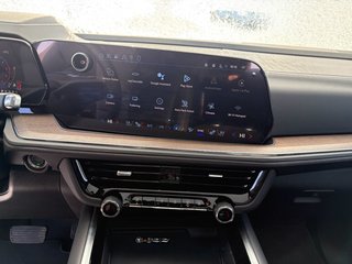 2026 Chevrolet Tahoe in Saint-Eustache, Quebec - 14 - w320h240px