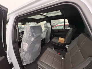 Chevrolet Tahoe  2026 à Saint-Eustache, Québec - 16 - w320h240px