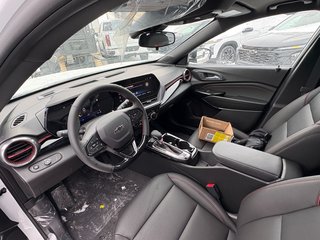 Chevrolet Trax  2026 à Saint-Eustache, Québec - 10 - w320h240px