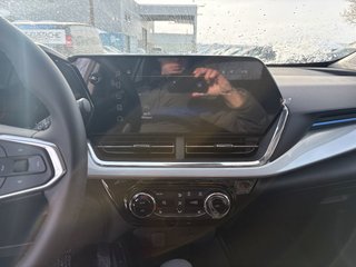 Chevrolet Trax  2026 à Saint-Eustache, Québec - 10 - w320h240px