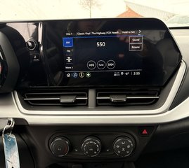 Chevrolet Trax  2026 à Saint-Eustache, Québec - 11 - w320h240px