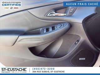 2017 Chevrolet Volt in Saint-Eustache, Quebec - 12 - w320h240px
