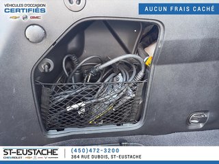 2017 Chevrolet Volt in Saint-Eustache, Quebec - 9 - w320h240px