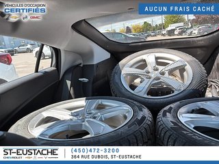 Chevrolet Volt  2018 à Saint-Eustache, Québec - 11 - w320h240px
