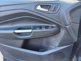 Ford Escape  2013 à Saint-Eustache, Québec - 11 - w320h240px