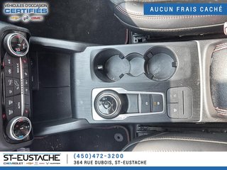 Ford Escape  2022 à Saint-Eustache, Québec - 12 - w320h240px