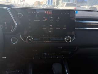 GMC Canyon  2025 à Saint-Eustache, Québec - 13 - w320h240px