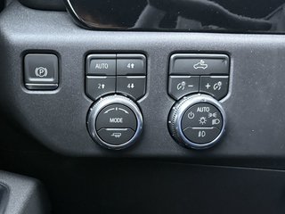 GMC Sierra 1500  2026 à Saint-Eustache, Québec - 12 - w320h240px